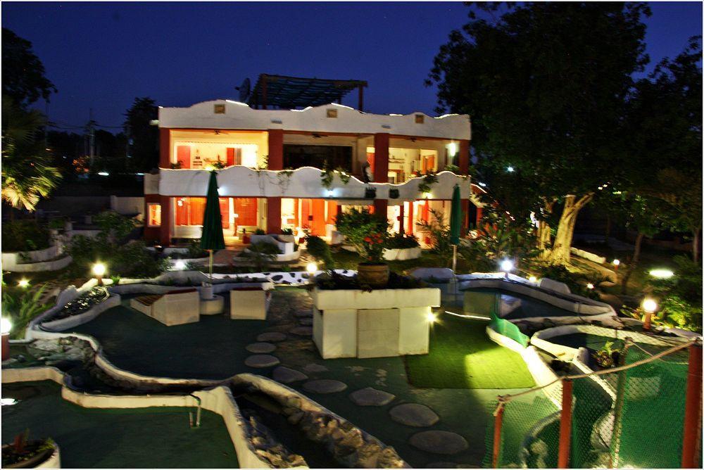 Mirabel Club Resort Jomtien Exterior foto