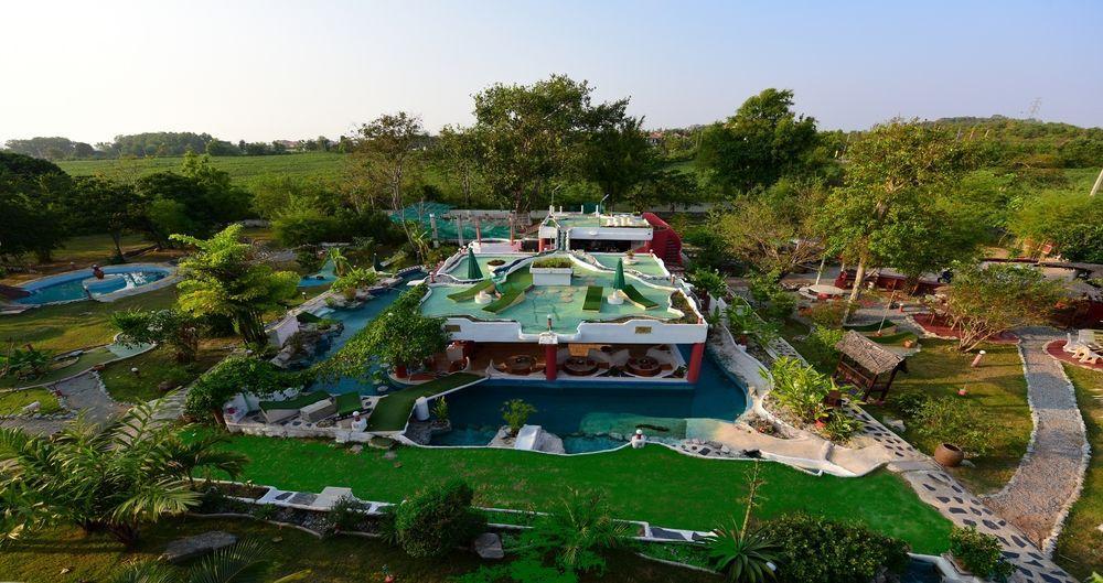 Mirabel Club Resort Jomtien Exterior foto