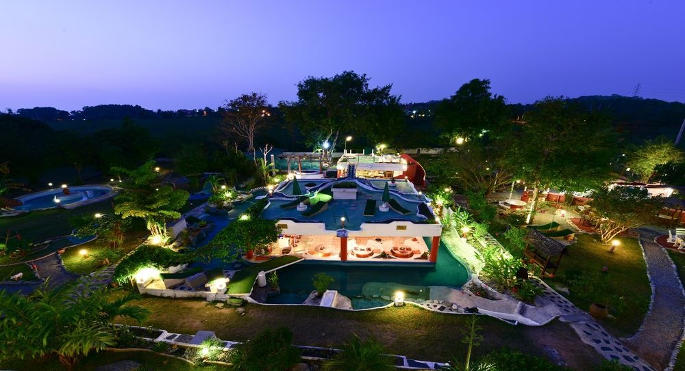 Mirabel Club Resort Jomtien Exterior foto